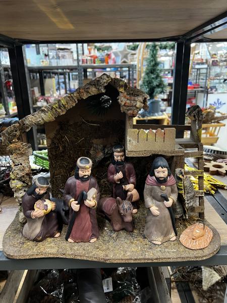 Imagen de Magnifique crèche de Noël artisanale
