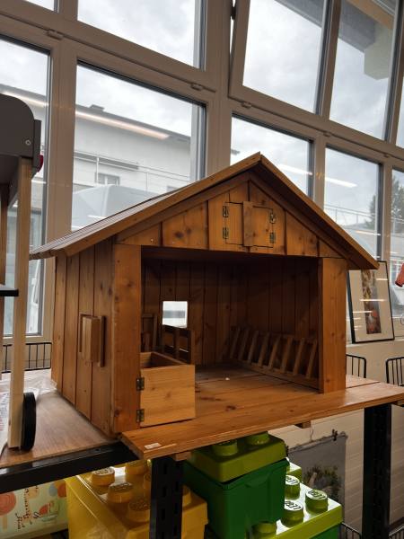 Imagen de Superbe maison de poupée en bois