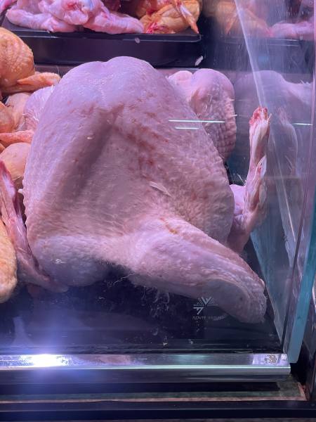 Imagen de Pollo entero fresco para asar o cocinar