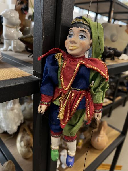 Imagen de Marioneta antigua de personaje festivo